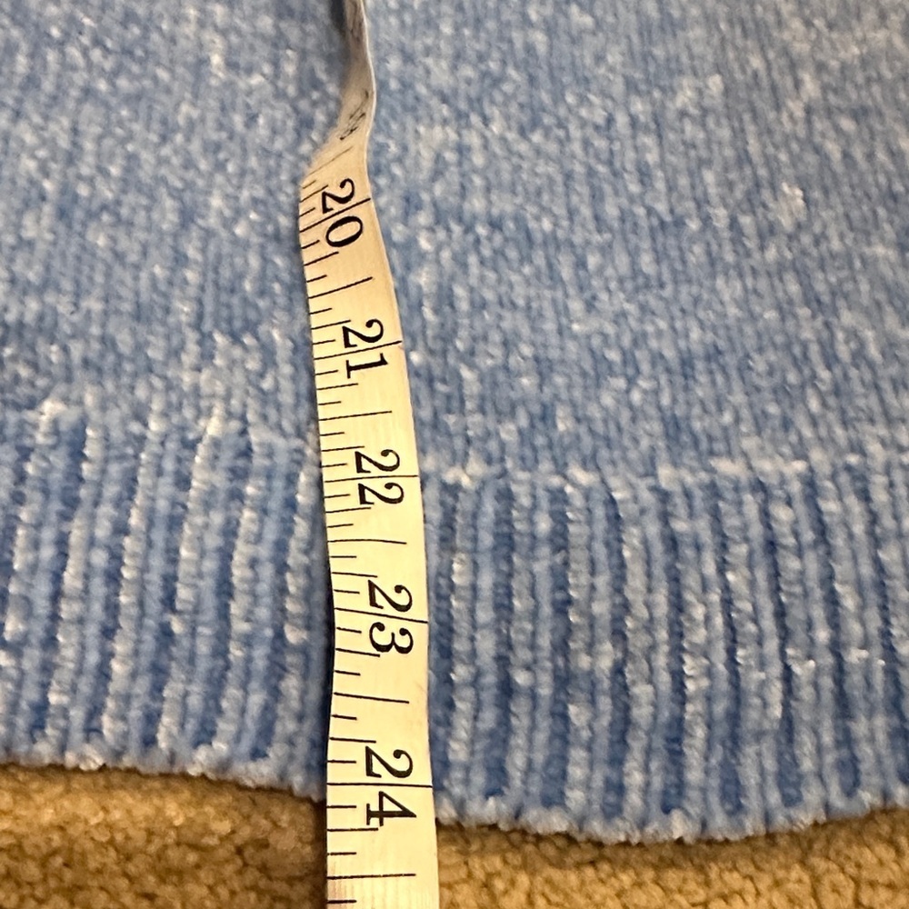 Tommy Bahama Sky Blue V-Neck Sweater NWOT!! - Picture 5 of 7